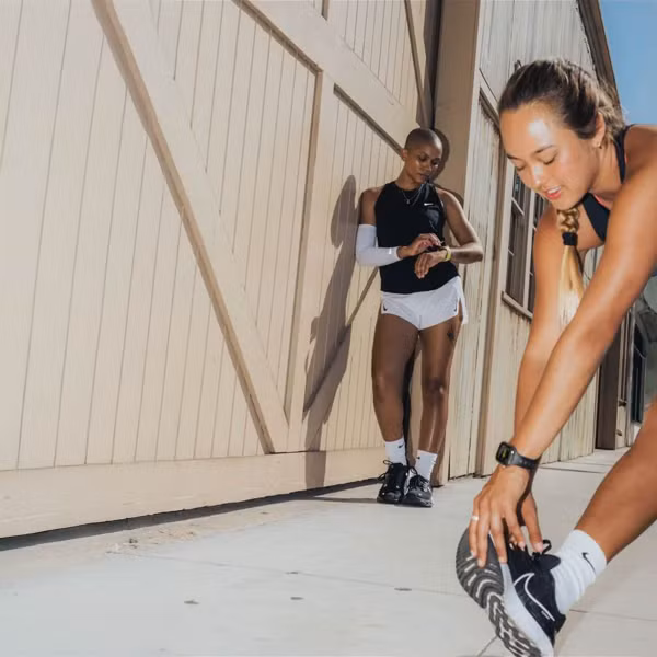 Nomad Bracelet Tempo en silicone Apple Watch Series 1 - 9 / SE (38/40/41 mm) | Series 10 / 11 (42 mm) - Black