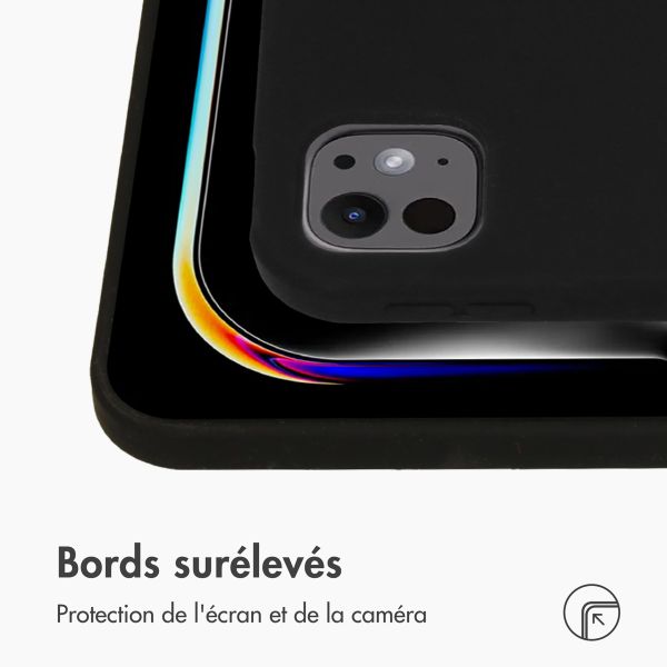 Accezz Coque Liquid Silicone avec porte-stylet Apple iPad Pro 11 (2025) M5 / (2024) M4 - Noir