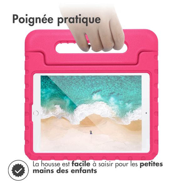 imoshion Coque kidsproof avec poignée Apple iPad 9 (2021) 10.2 pouces / iPad 8 (2020) 10.2 pouces / iPad 7 (2019) 10.2 pouces - Rose
