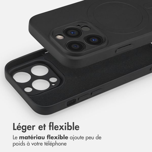 imoshion Coque Couleur avec MagSafe Apple iPhone 14 Pro - Noir