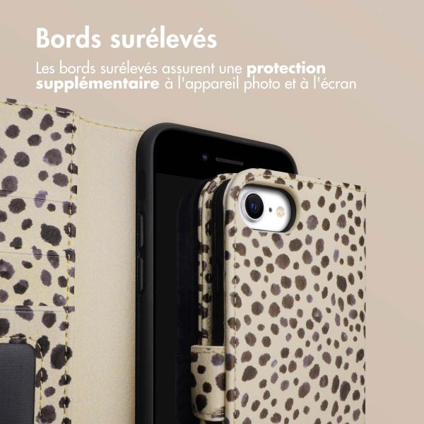 imoshion Étui de télephone portefeuille Design Apple iPhone SE (2022 / 2020) / 8 / 7 / 6(s) - Black And White Dots