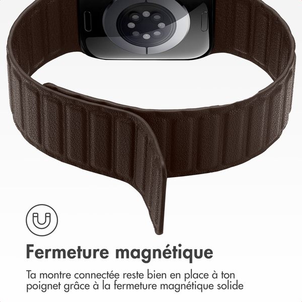 Accezz Bracelet en cuir véritable magnétique Apple Watch | 38/40/41/42 mm - Chocolate Brown
