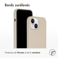 Accezz Coque Liquid Silicone iPhone 15 - Stone