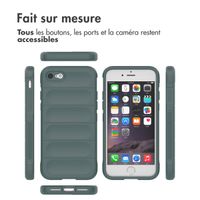 imoshion Coque arrière EasyGrip iPhone SE (2022 / 2020) / 8 / 7 - Vert foncé