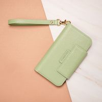 Selencia Etui portefeuille serpent amovible iPhone 13 Pro - Vert