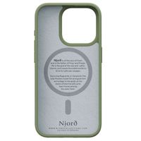 Njorð Collections Coque daim Comfort+ MagSafe iPhone 15 Pro - Olive