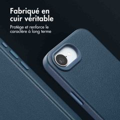 Accezz Coque arrière en cuir avec MagSafe Apple iPhone 16e - Nightfall Blue