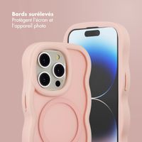 Selencia Coque arrière Wavy avec MagSafe Apple iPhone 14 Pro - Soft Pink