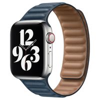 Apple Bracelet Leather Link Apple Watch Series 1 t/m 9 / SE (38/40/41 mm) | Series 10 / 11 (42 mm) - Taille M/L - Baltic Blue