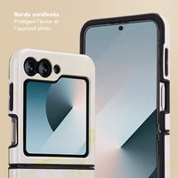 Selencia Coque arrière Vivid Samsung Galaxy Z Flip 6 / Flip 7 FE - Golden Beige Marble