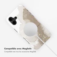 Selencia Coque arrière Vivid Tough avec MagSafe iPhone 16 - Marble Light Brown