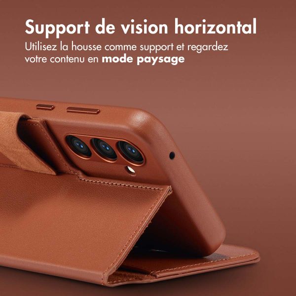 Accezz Étui de télephone portefeuille en cuir 2-en-1 avec MagSafe Samsung Galaxy S24 Plus - Sienna Brown