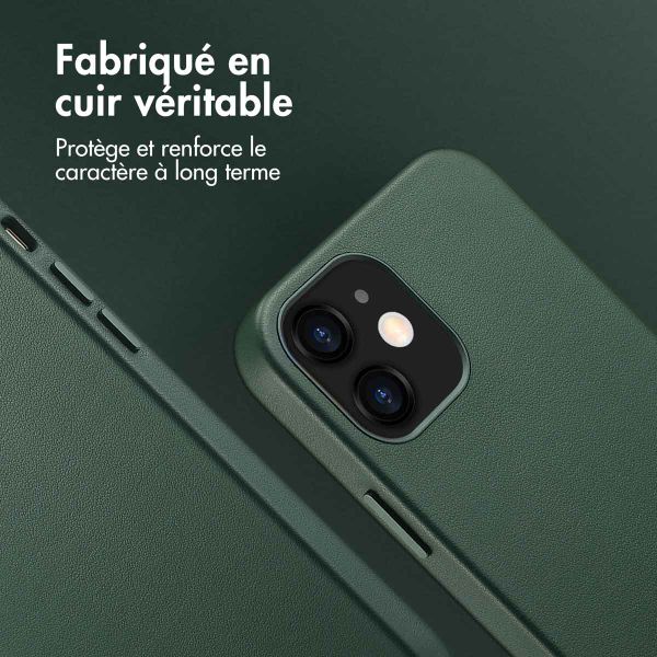 Accezz Coque arrière en cuir avec MagSafe iPhone 12 (Pro) - Cedar Green