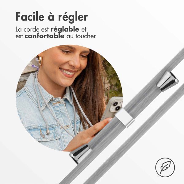 imoshion Coque en silicone avec cordon Apple iPhone 15 - Gris clair