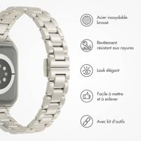 Selencia Bracelet à maillons fin en acier Apple Watch Series 1 t/m 9 / SE (38/40/41 mm) | Series 10 / 11 (42 mm) - Lumière stellaire