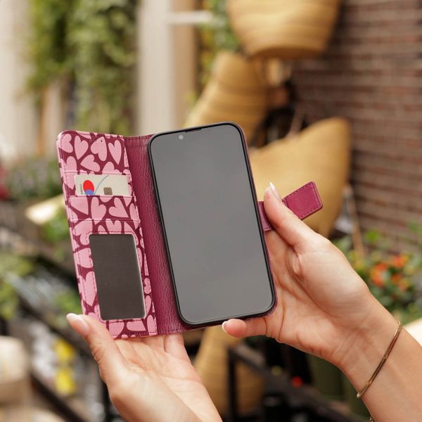 imoshion Étui de télephone portefeuille Design Apple iPhone SE (2022 / 2020) / 8 / 7 / 6(s) - Hearty Blush