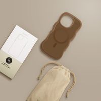 Selencia Coque arrière Wavy avec MagSafe Apple iPhone 16 Pro - Mocha Brown