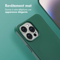 imoshion Coque arrière Color avec cordon amovible et MagSafe Apple iPhone 14 Pro Max - Vert foncé