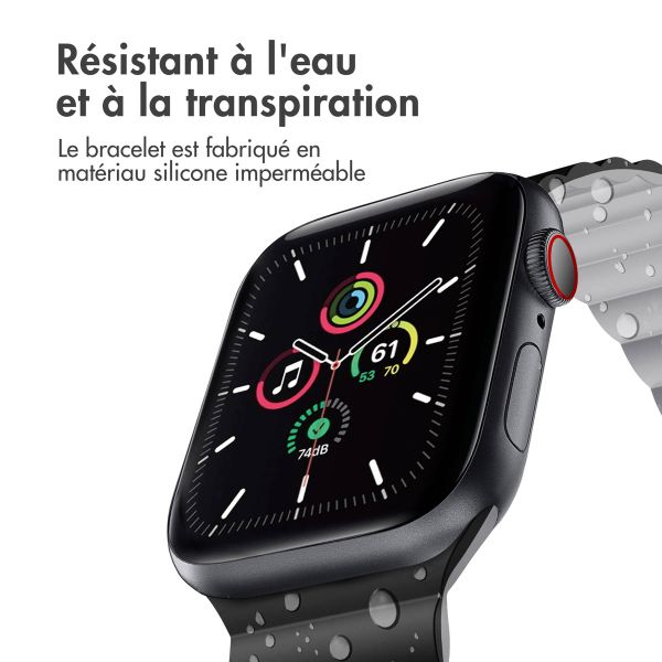 imoshion Bracelet en silicone magnétique Apple Watch Series 1 t/m 9 / SE (38/40/41 mm) | Series 10 / 11 (42 mm) - Noir / Gris