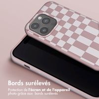 Selencia Coque design en silicone avec cordon amovible Apple iPhone 15 Pro - Irregular Check Sand Pink