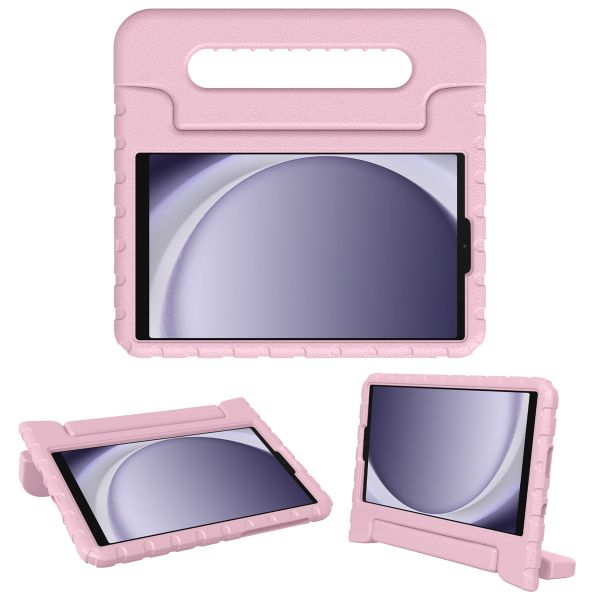 imoshion Coque kidsproof avec poignée Samsung Galaxy Tab A9 8.7 pouces - Rose clair