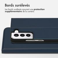 Accezz Étui de téléphone Slim Folio en cuir de qualité supérieure Samsung Galaxy S22 - Bleu foncé