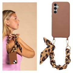 Selencia Coque avec dragonne de luxe Samsung Galaxy S23 FE - Marron