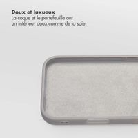 Selencia Étui portefeuille amovible Olyn avec MagSafe Apple iPhone 17 Pro - Gris