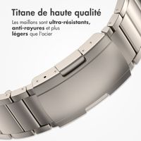 Accezz Bracelet en acier Titane mat Apple Watch Series 1 á 10 / SE / Ultra (2) (44/45/46/49 mm) - Titane