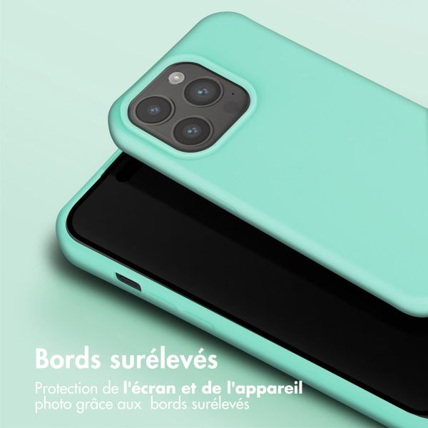 Selencia Coque silicone avec cordon amovible iPhone 15 Pro - Turquoise