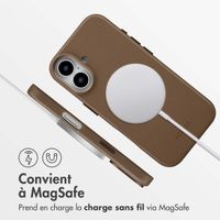 Accezz Coque arrière en cuir avec MagSafe Apple iPhone 17 - Marron café