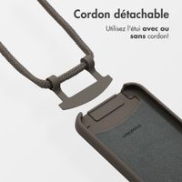imoshion Coque arrière Color avec cordon amovible et MagSafe Apple iPhone 13 - Black Coffee