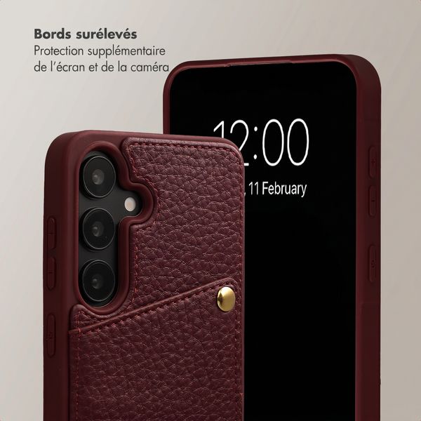 Selencia Coque de télephone Nova avec cordon et porte-cartes Samsung Galaxy S25 / S24 - Bold Burgundy