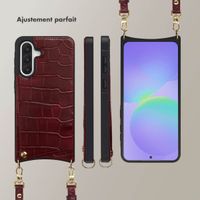 Selencia Coque de télephone Nova Croco avec cordon et porte-cartes Samsung Galaxy A36 - Burgundy