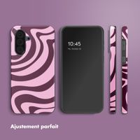 Selencia Coque arrière Vivid Samsung Galaxy A37 (5G) - Wavy Swirl Pink Plum