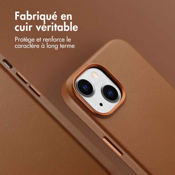 Accezz Coque arrière en cuir avec MagSafe iPhone 15 - Sienna Brown