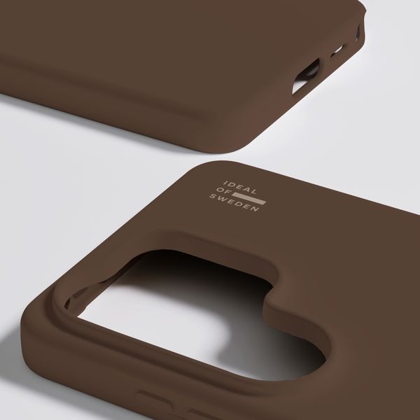 iDeal of Sweden Coque en silicone avec MagSafe Samsung Galaxy S26 Ultra - Mocha Mousse