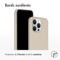 Accezz Coque Liquid Silicone Apple iPhone 15 Pro Max - Stone