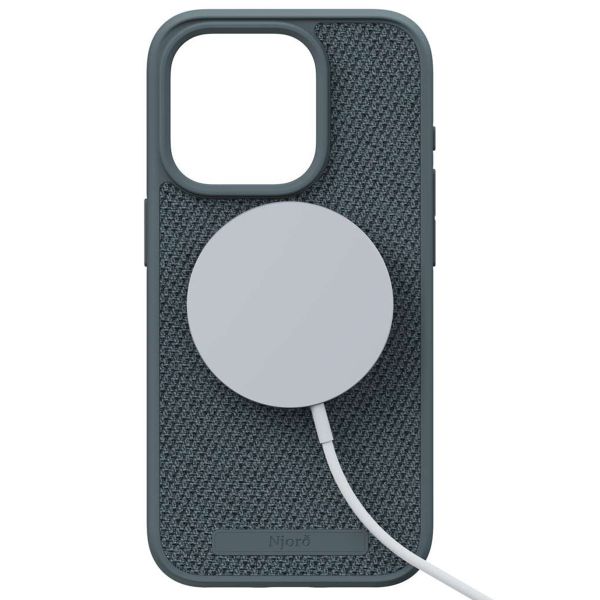 Njorð Collections Coque en tissu MagSafe iPhone 15 Pro - Dark Grey