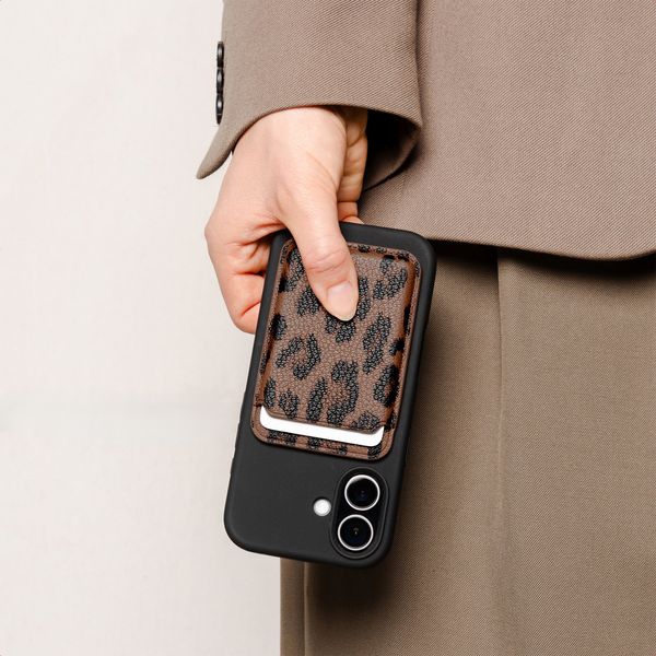Selencia Porte-cartes Sabi avec MagSafe - Mocha Brown