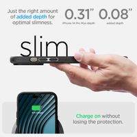 Spigen Coque arrière MagSafe Armor iPhone 14 Pro Max - Noir