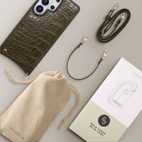 Selencia Coque de télephone Nova Croco avec cordon et porte-cartes Samsung Galaxy S26 Ultra - Dark Olive