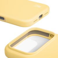iDeal of Sweden Coque en silicone avec MagSafe Apple iPhone 17 Pro Max - Soft Lemon