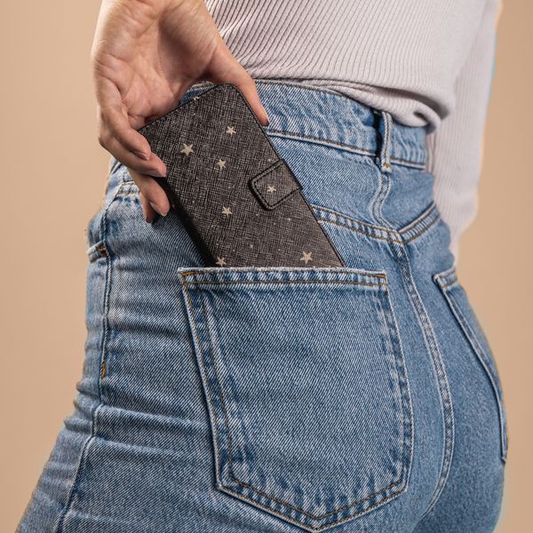 imoshion Design Softcase Bookcase Apple iPhone 12 (Pro) - Stars Gold