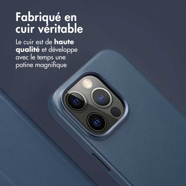 Accezz Étui de télephone portefeuille en cuir 2-en-1 avec MagSafe Apple iPhone 14 Pro - Nightfall Blue