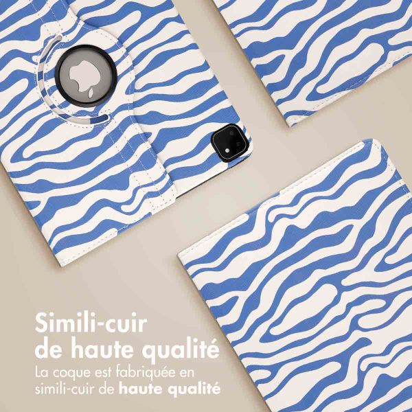 imoshion Coque Design rotatif à 360° Apple iPad Pro 12.9 (2018/2020/2021/2022) - White Blue Stripes