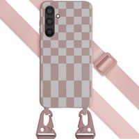 Selencia Coque design en silicone avec cordon amovible Samsung Galaxy S23 FE - Irregular Check Sand Pink