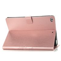 Coque Fleurs de Trèfle iPad 6 (2018) 9.7 pouces / iPad 5 (2017) 9.7 pouces - Rose champagne