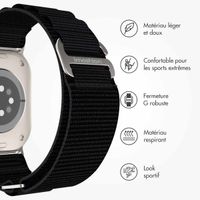 imoshion Bracelet en nylon Alpine Apple Watch Series 1 t/m 11 / SE / Ultra (44/45/46/49 mm) - Noir