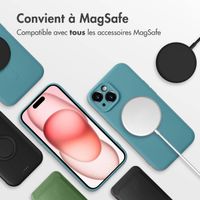 imoshion Coque Couleur avec MagSafe iPhone 15 - Smoke Green